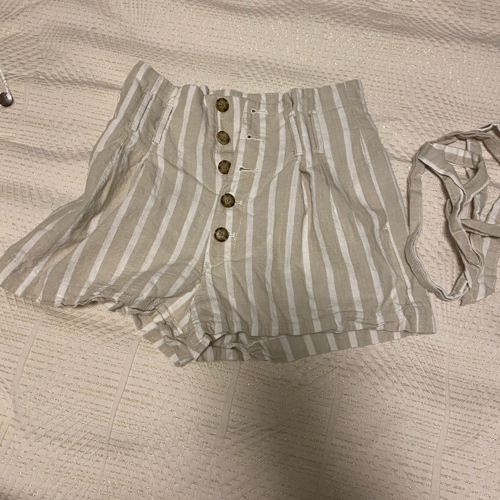 A&F high waisted shorts